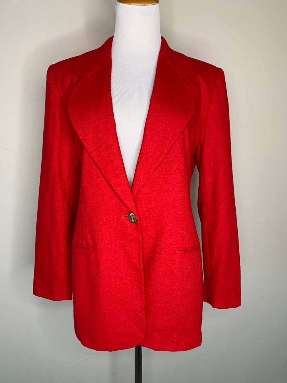 Joan Leslie Red Wool Blazer Curved Collar Sz 10 Petite